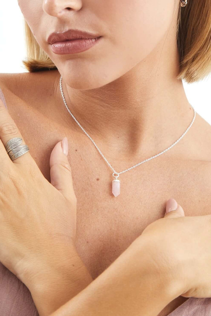 collar cuarzo rosa punta piramide pendulo mineral amor 