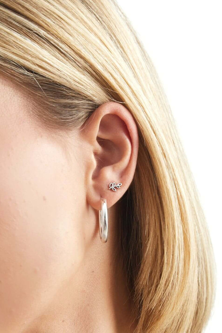 pendientes mini rama hoja plata